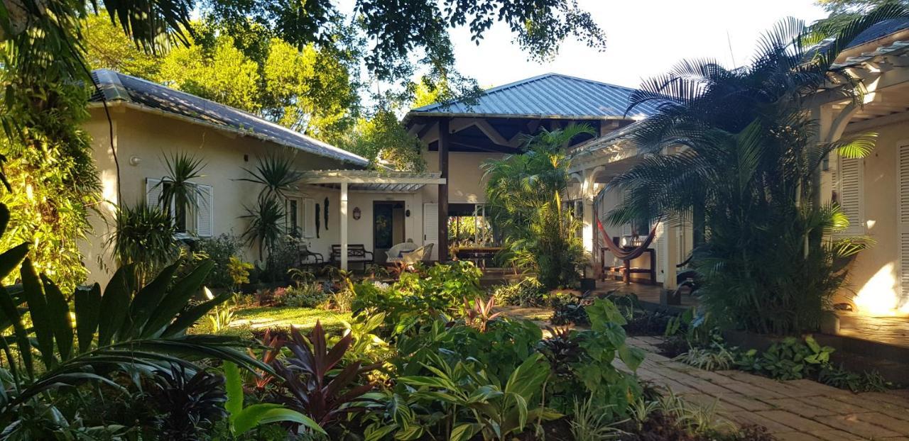 Tree Lodge Mauritius Belle Mare Eksteriør bilde